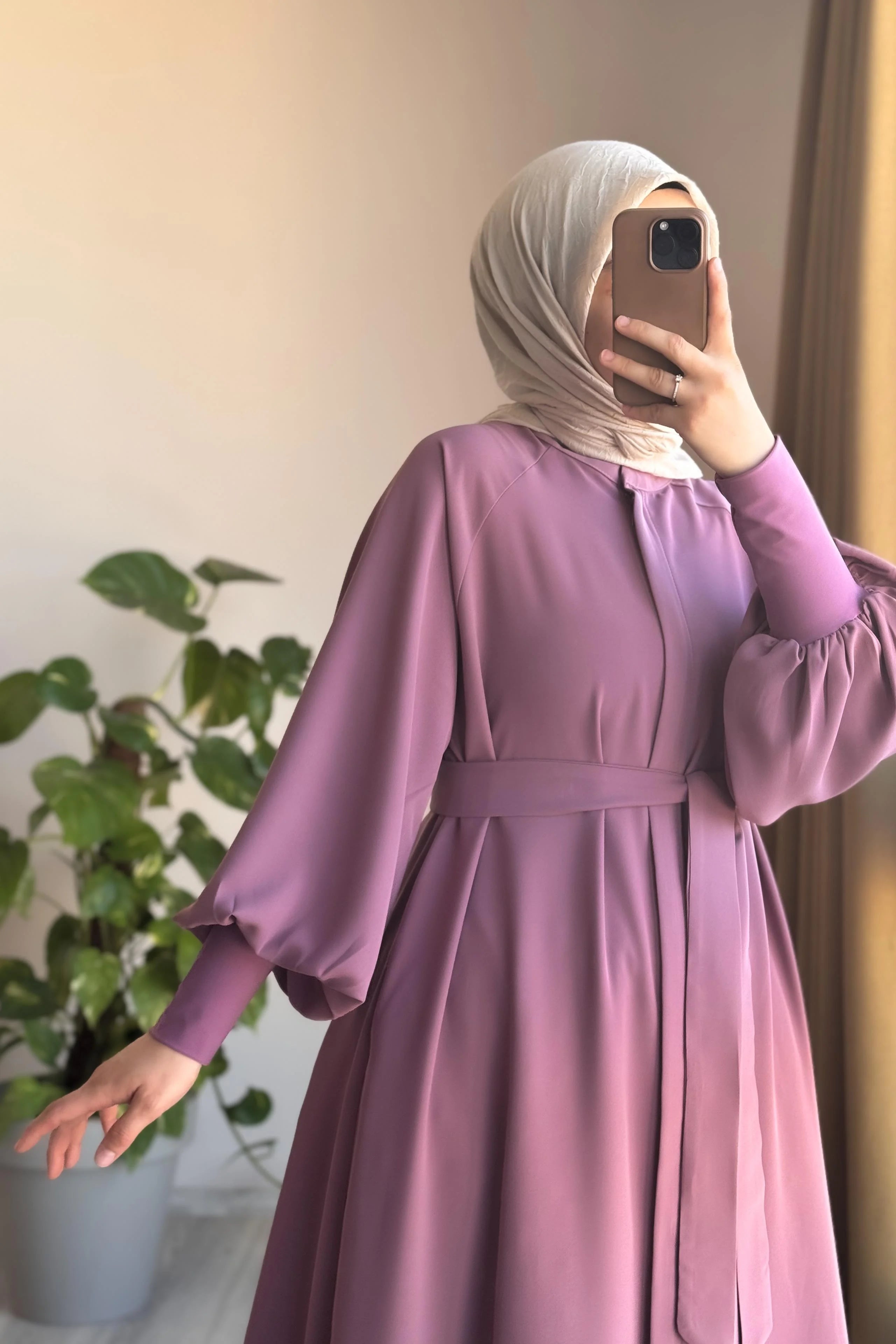 Abaya Cindy à Manches Bouffantes -collection 2026-عباءة سيندي – لإطلالة فاخرة وأناقة مطلقة