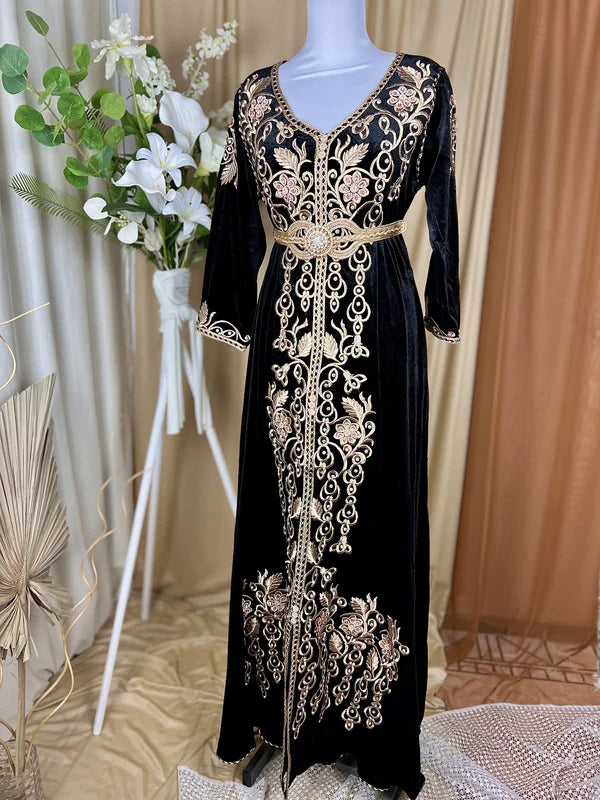 Caftan Moulati -Caftan – قفطان القطيفة الفاخرة