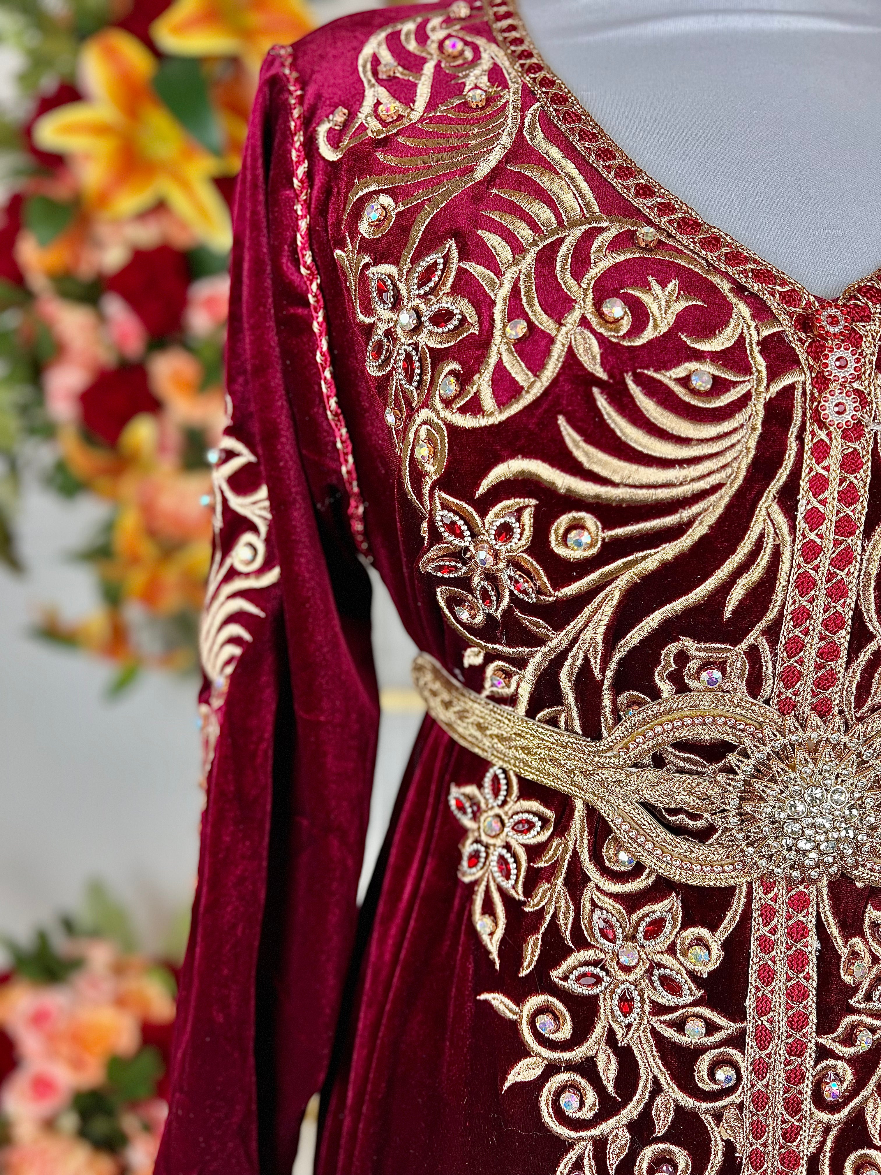 Caftan Royal Prestige – Katifa 550g 👑 –قفطان القطيفة الملكية