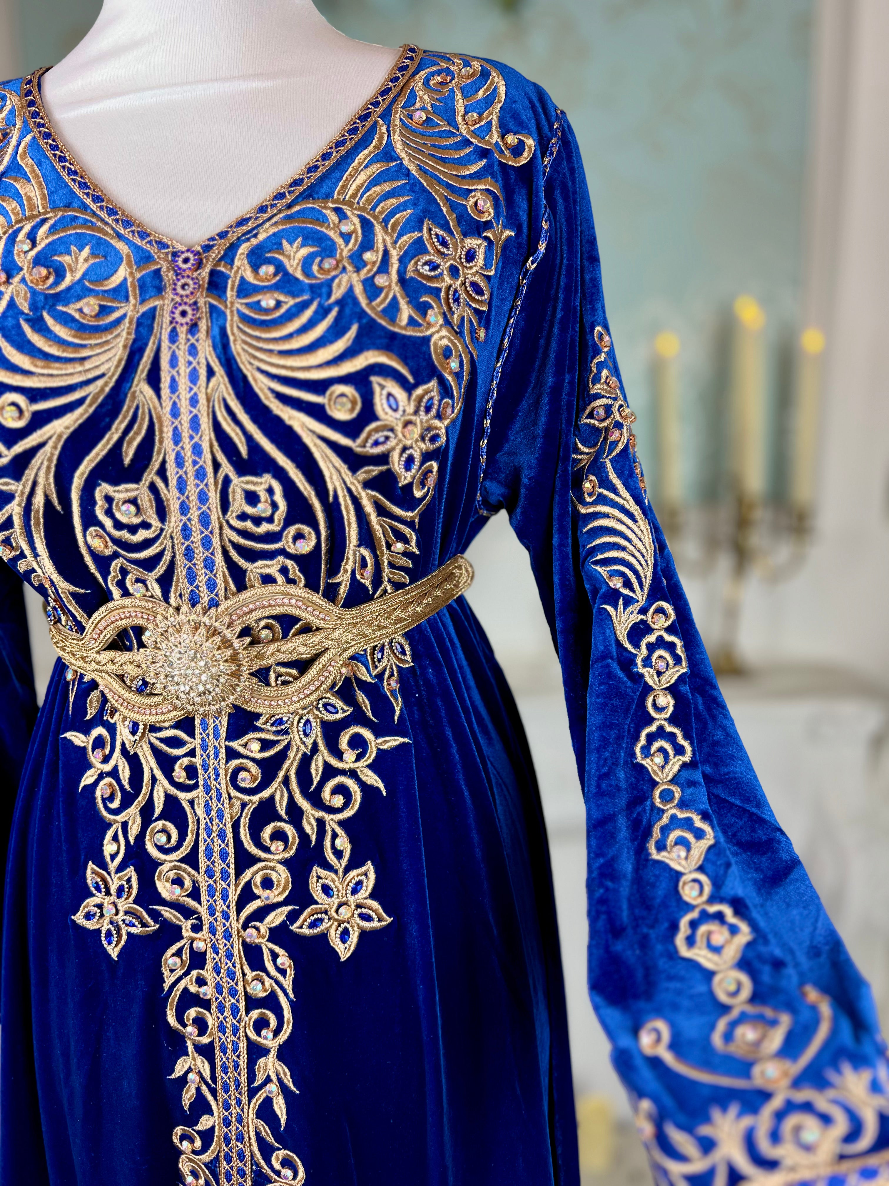Caftan Royal Prestige – Katifa 550g 👑 –قفطان القطيفة الملكية