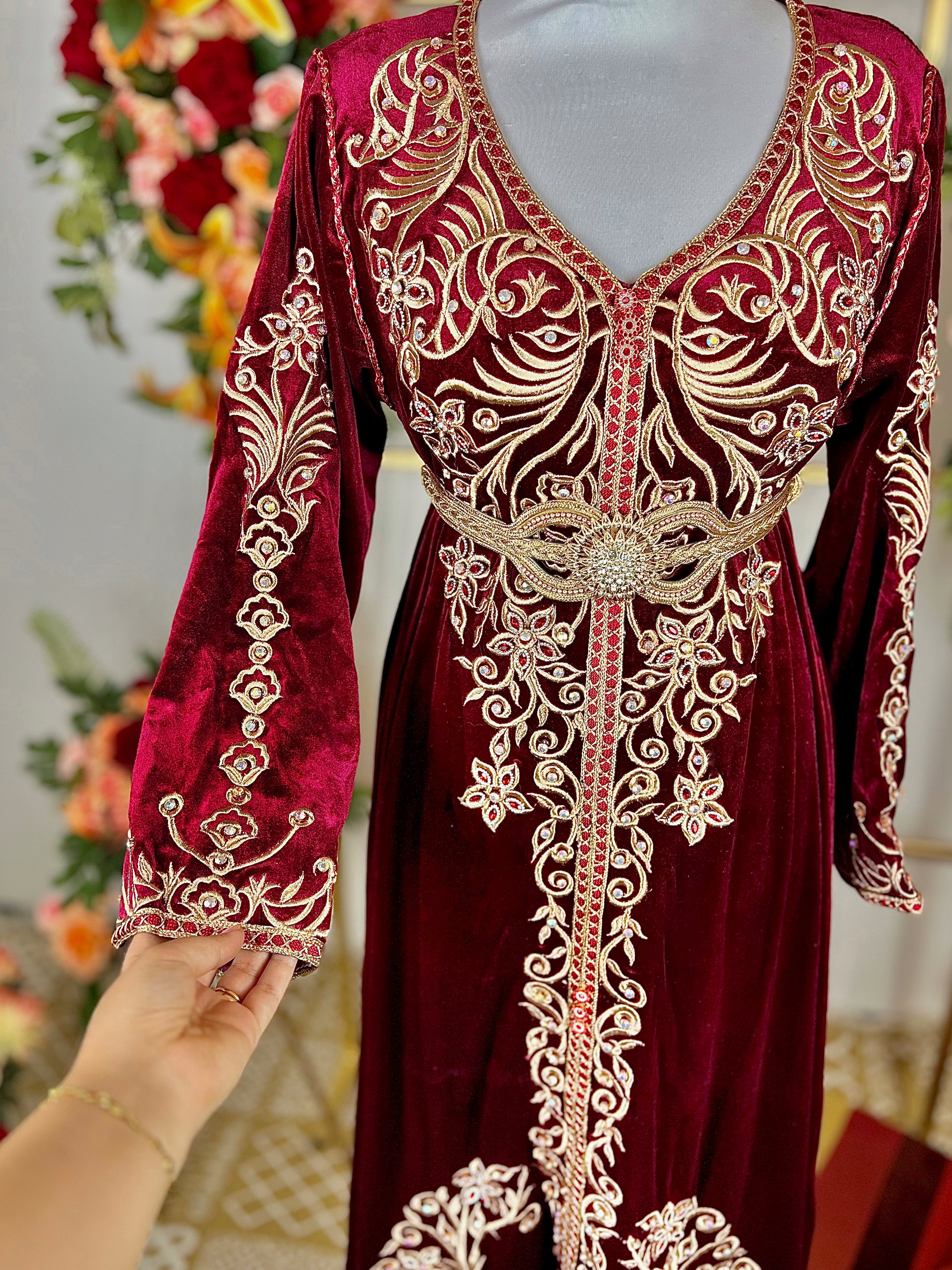 Caftan Royal Prestige – Katifa 550g 👑 –قفطان القطيفة الملكية