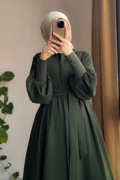 Abaya Cindy à Manches Bouffantes -collection 2026-عباءة سيندي  – لإطلالة فاخرة وأناقة مطلقة